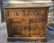 Solid Oak Dresser/cabinet By