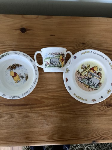 Winnie the pooh - pooh, doulton
