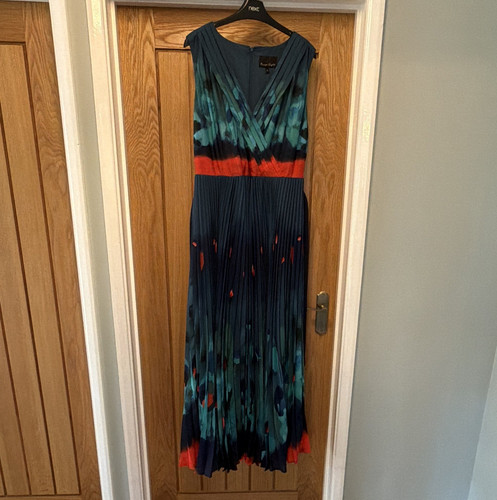 Phase eight abstract - abstract, v-neck