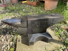 Blacksmith Anvil / Forge /