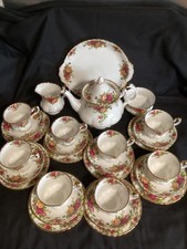 Royal Albert Old Country Roses