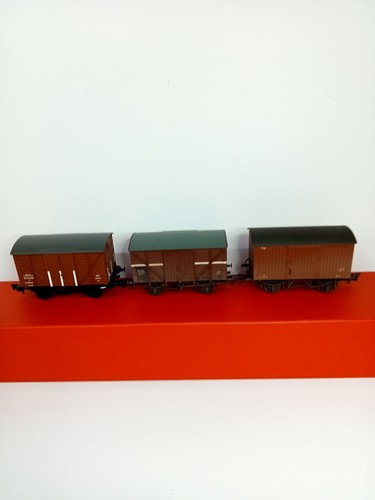 Bachmann set vans - 3, shock