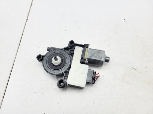 Window regulator motor rear - window,