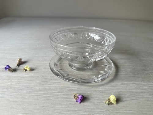 Signed stuart crystal - signed,