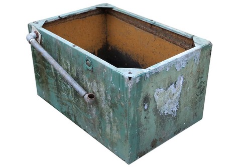 Reclaimed galvanised water - reclaimed,