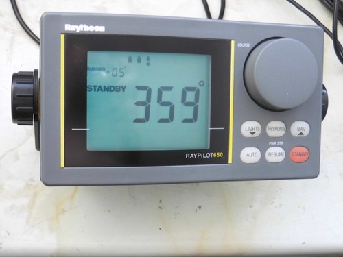 Raytheon raypilot 650 rp650 - raytheon,
