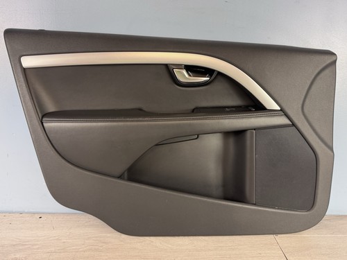 Volvo v70 leather - volvo,