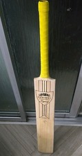 Newberry legcy pro - pro, cricket
