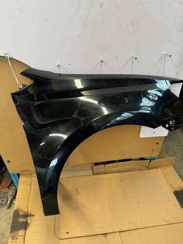 Polo driver side - polo, wing