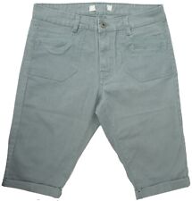 Ladies Soft Touch Green Knee Length Turn Up Shorts Pockets Belt Loops Women Wear