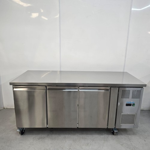 Counter fridge triple - triple, door