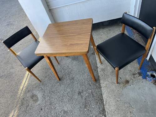 Formica vintage table - table, and