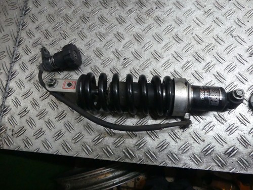 Bmw 1100 01 strut rear - rs,