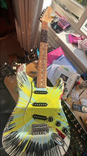 Fender stratocaster - fender,