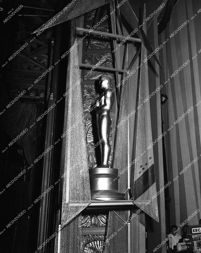 Life size oscar statue and - statue,