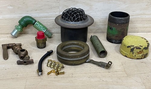 Vintage john deere parts - john, lot