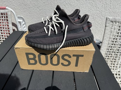 Size adidas yeezy boost - 9.5,