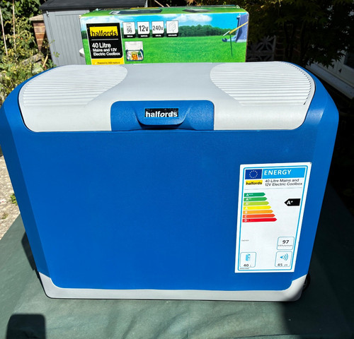 Halfords electric cool box - halfords,