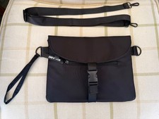 BNWOT Koala Bay Black Crossbody/Large Clutch Bag Detachable Strap