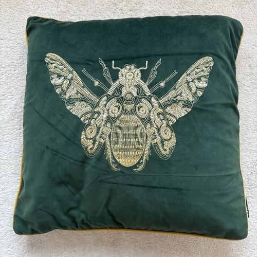 Paoletti cerana bee - paoletti,