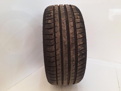 225 40r18 92y - 225/40r18, triangle