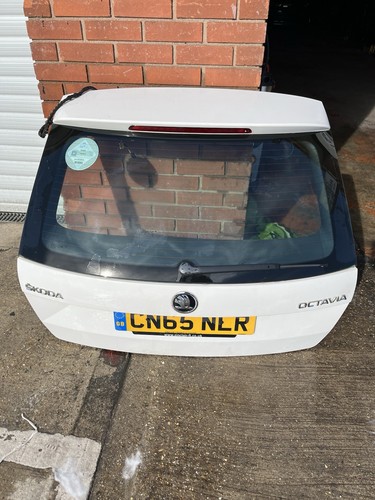 Rear hatch door - rear, skoda