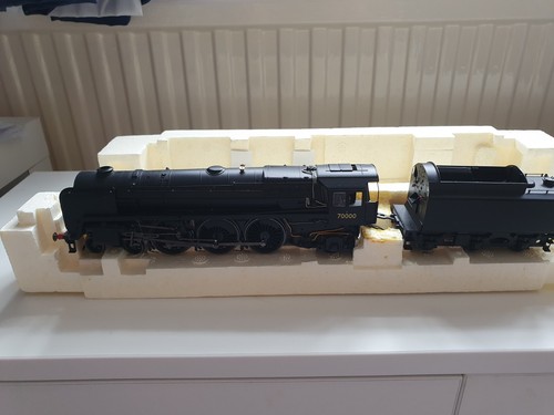 Hornby britannia class - britannia,