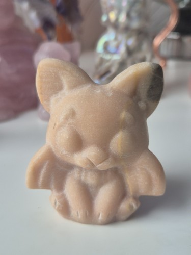 Peach jade baby bat cyrstal - jade,