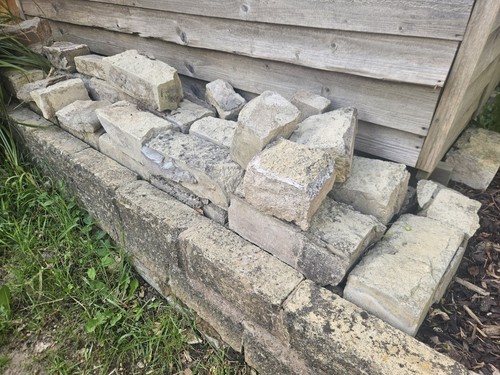 Sandstone blocks tumbled - sandstone,