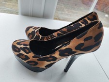 Vintage Leopard Print Heels