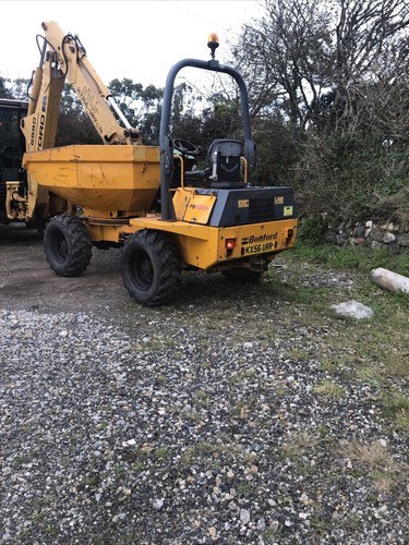Reed digger to - j,