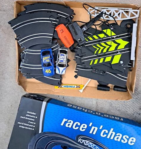 Scalextric race chase - 'n',