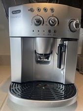 Delonghi Magnifica ESAM 4200.S Bean To Cup Coffee Machine
