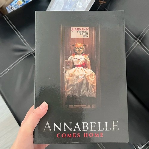Neca annabelle figure - figure, comes