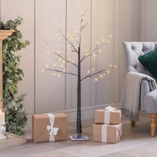 Snowy twig tree - snowy,