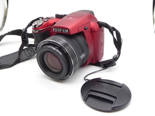 Fuji s4500 14mp 30x zoom - 14mp,