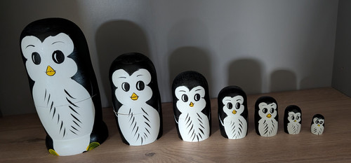 Stacking penguins figurines - stacking,