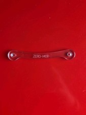 zero- mod thumb rest for rickenbacker bass