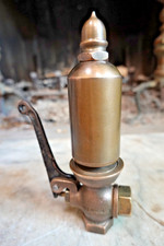 Antique LUNKENHEIMER 1 1/2 200