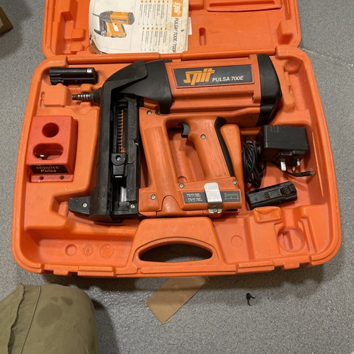 Spit pulsa 700e nail gun - nail,