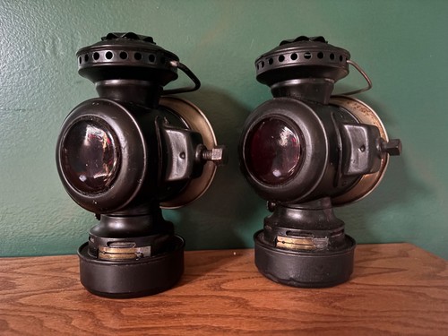 Pair antique 1914 - dietz, eureka