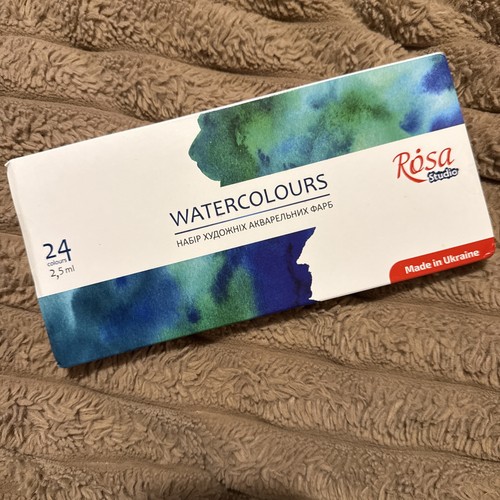 Rosa studio watercolours - studio, 24
