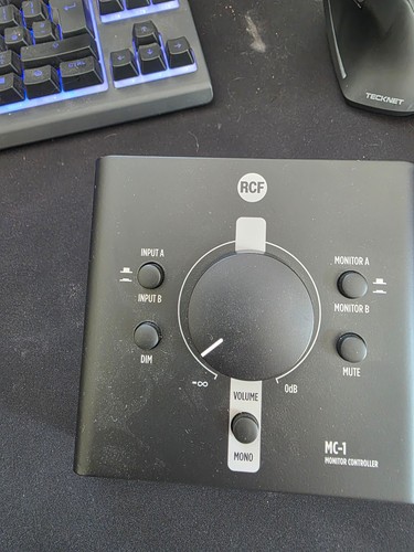 Rcf mc1 monitor controller - monitor,
