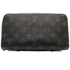 LOUIS VUITTON Louis Vuitton