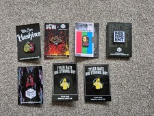 Wrestle Crate Pins X 7