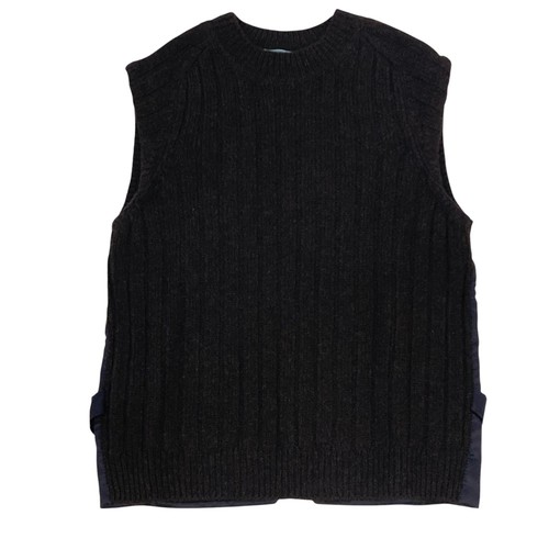 24aw prada triangle logo - logo, cable
