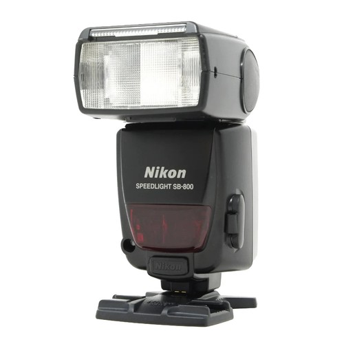 Used nikon 800 flash boxed - used,