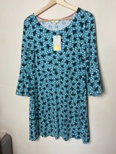 Boden Miriam dove print knee