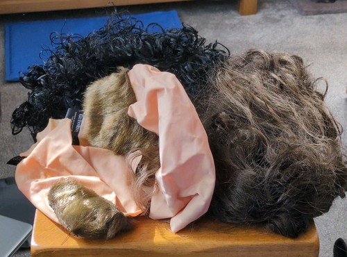 Guinness curly wig set - set, of