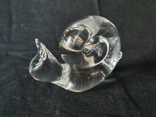 A charming glass snail figure
